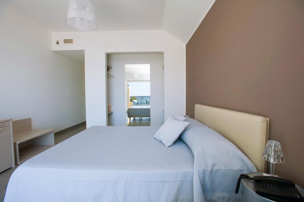 B&B Ligure Rooms Pietra Ligure Extérieur photo