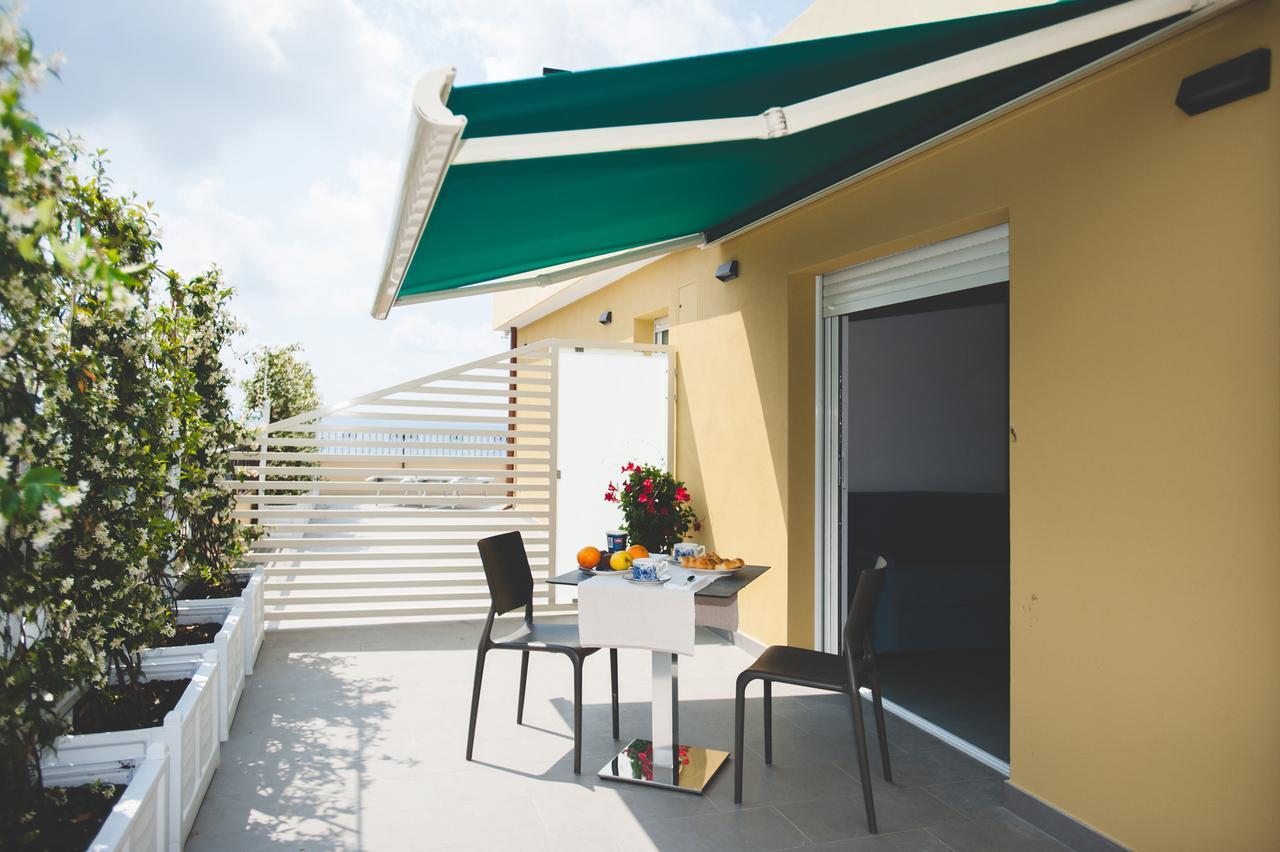 B&B Ligure Rooms Pietra Ligure Extérieur photo